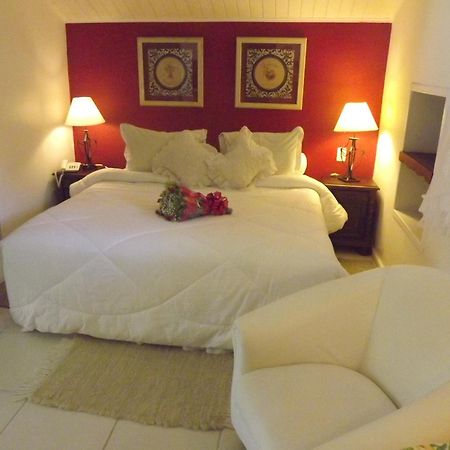 Hotel Vivenda Penedo เปเนโด ภายนอก รูปภาพ