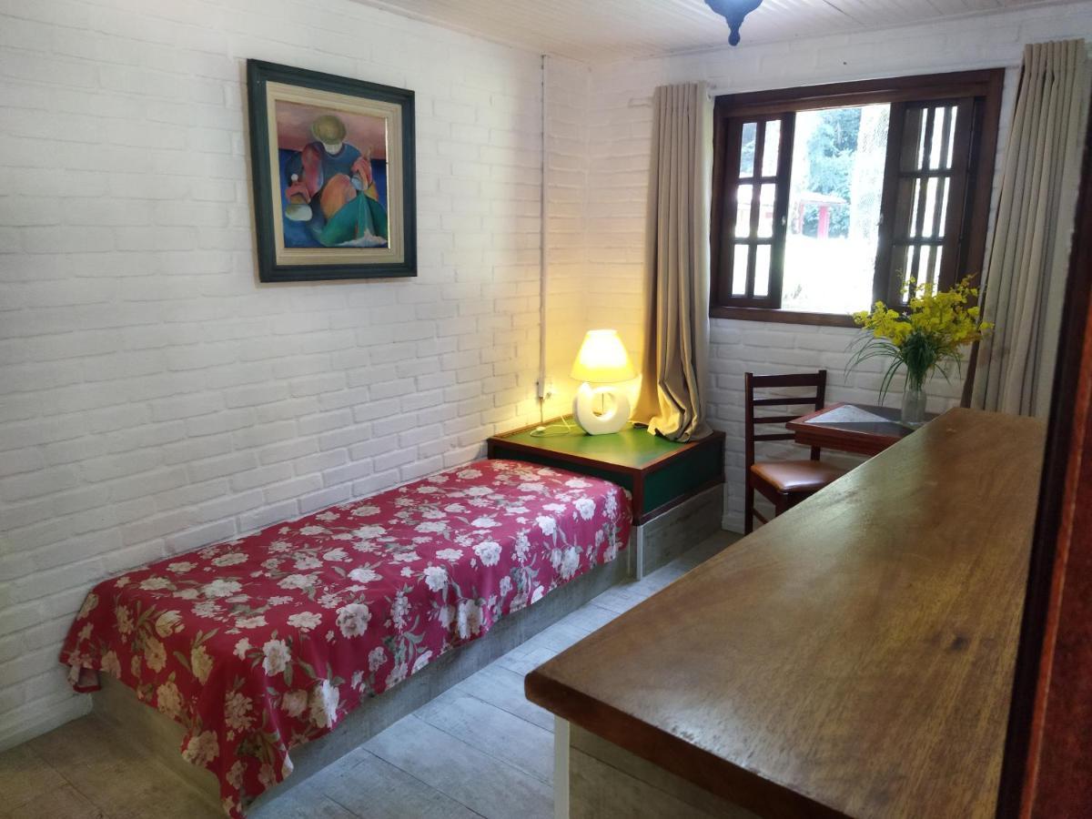 Hotel Vivenda Penedo เปเนโด ภายนอก รูปภาพ
