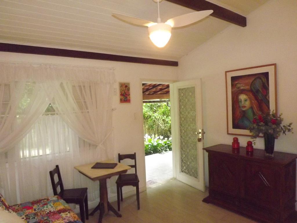 Hotel Vivenda Penedo เปเนโด ภายนอก รูปภาพ