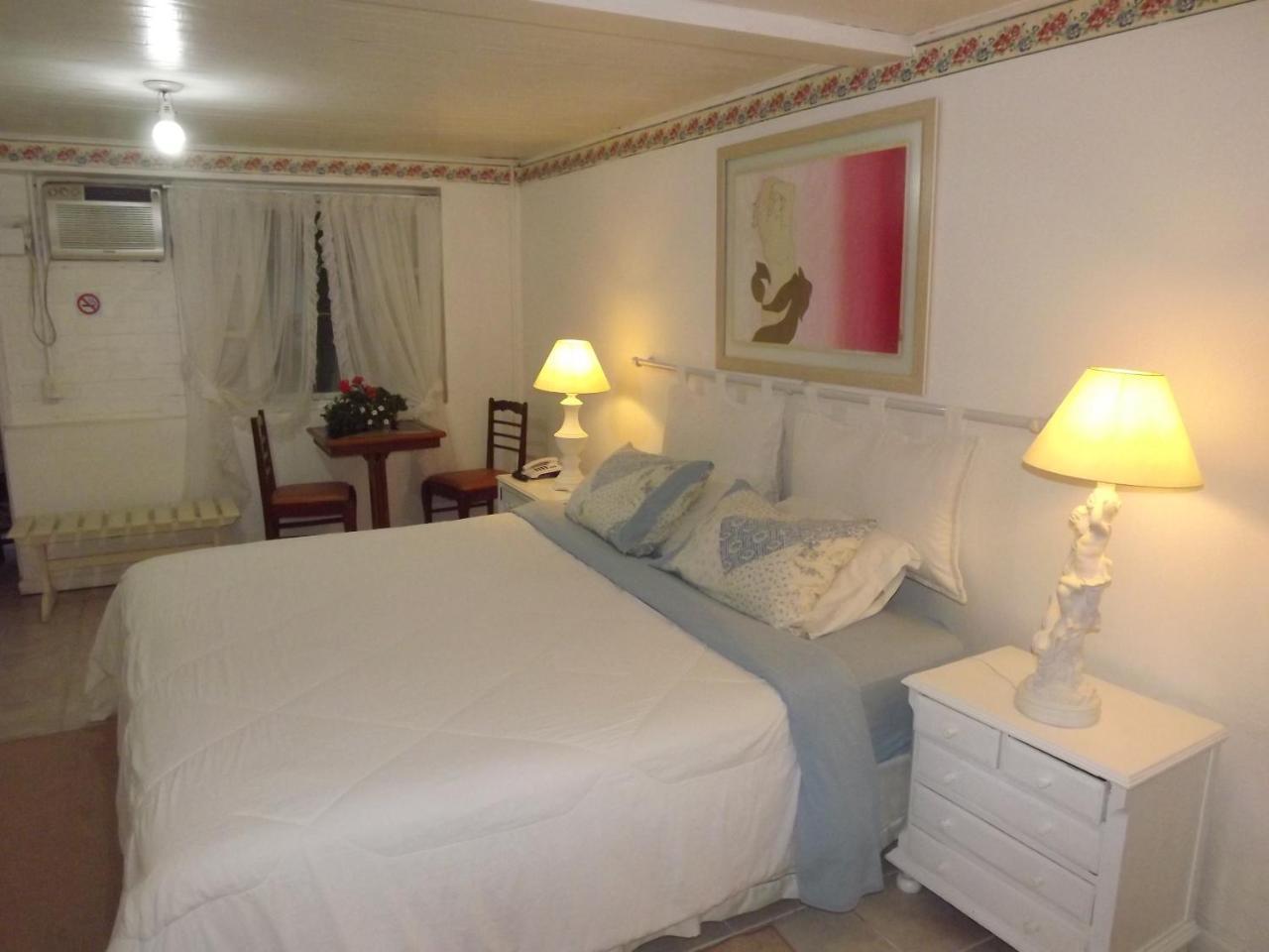 Hotel Vivenda Penedo เปเนโด ภายนอก รูปภาพ