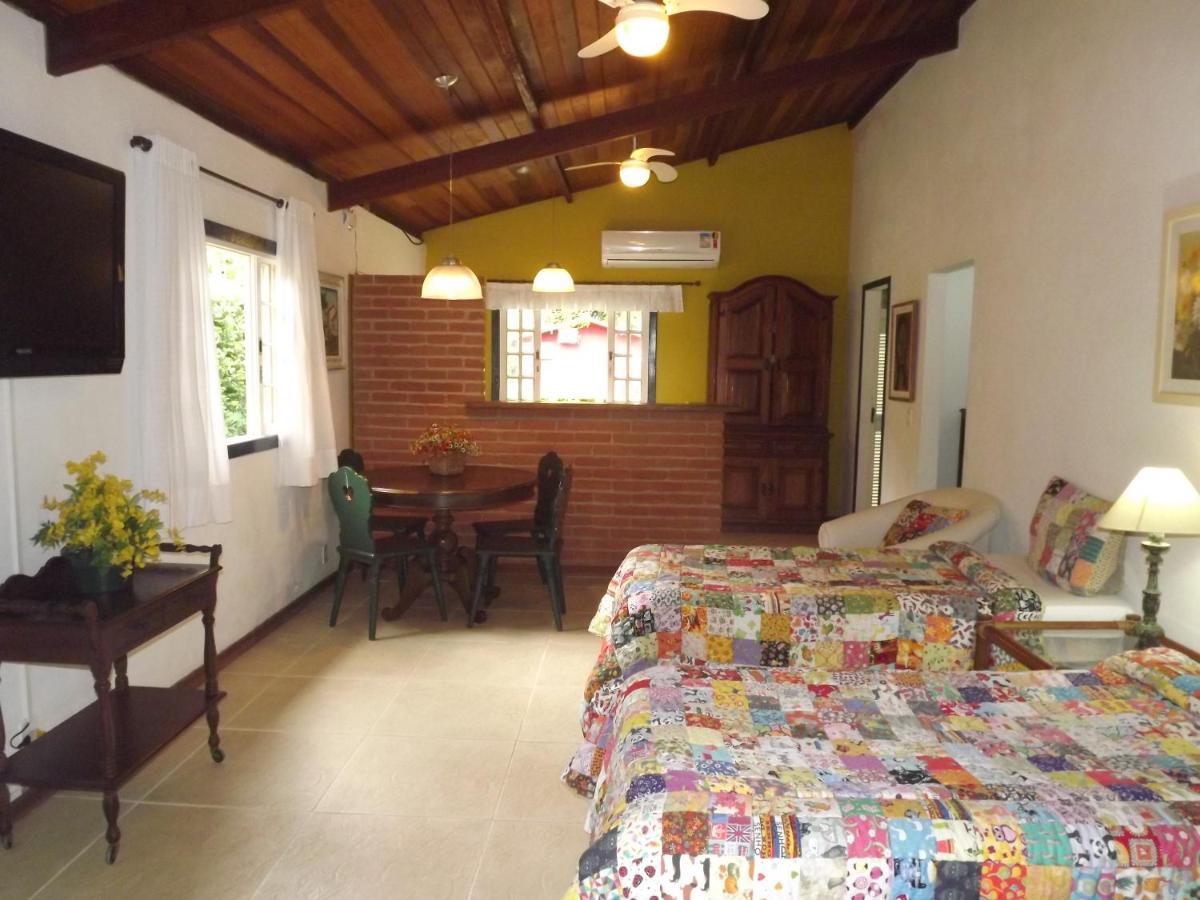 Hotel Vivenda Penedo เปเนโด ภายนอก รูปภาพ
