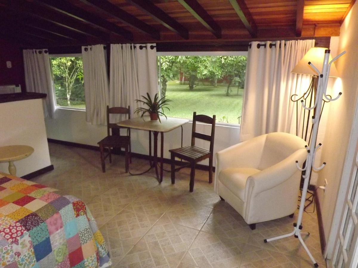 Hotel Vivenda Penedo เปเนโด ภายนอก รูปภาพ
