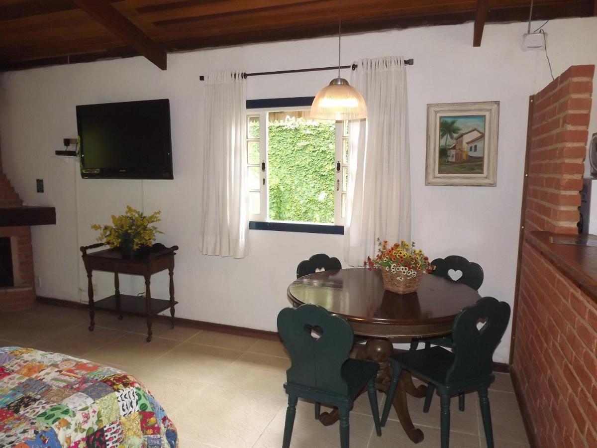 Hotel Vivenda Penedo เปเนโด ภายนอก รูปภาพ
